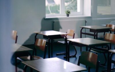Stap voor stap schuift het militaire denken ons onderwijs in